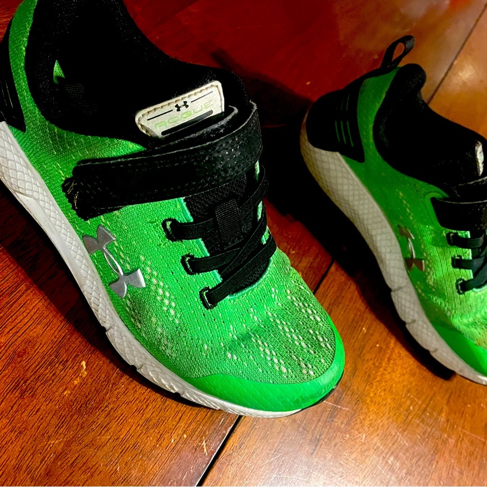 Under armour sneakers